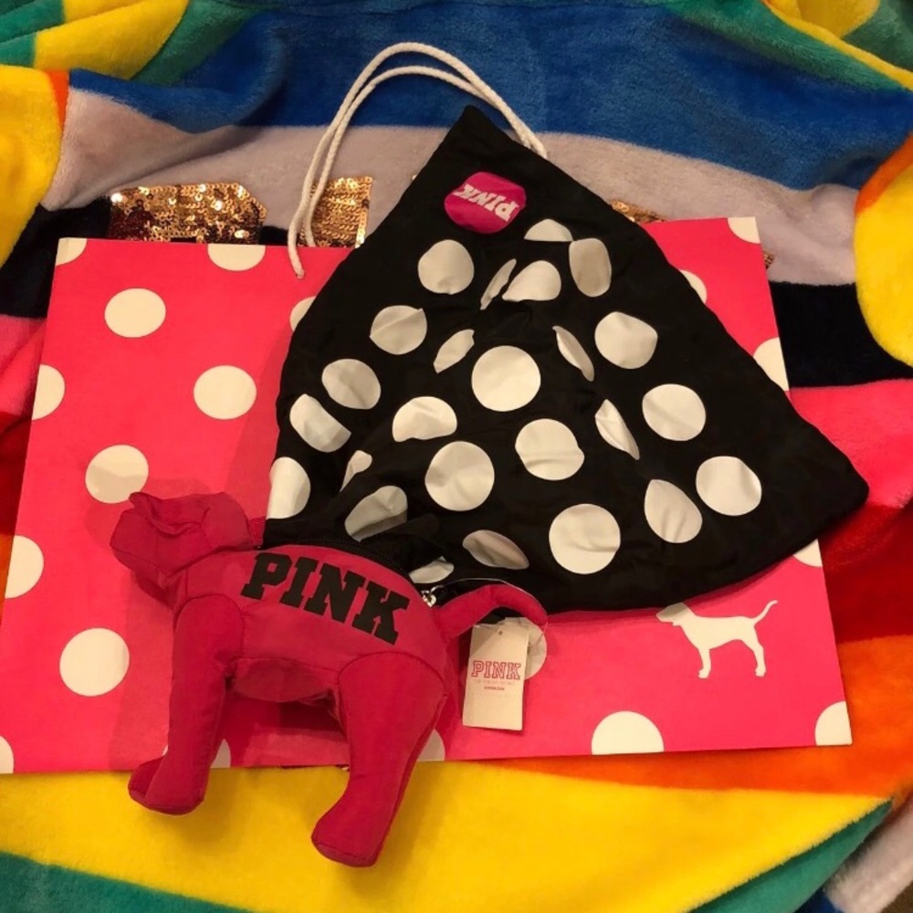 Vs PINK Rare Packable Tote Dog